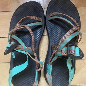 Chacon- Woman Size 9
